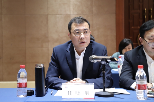 港航公司黨委副書記總經(jīng)理總法首席合規(guī)官任曉剛.jpg